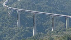 Italien: Höchste Brücke gesperrt