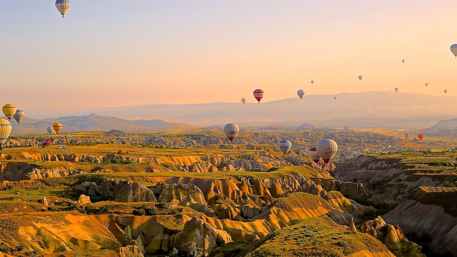 Tourists return to take flight in hot air balloons in Cappadocia, Turkey 