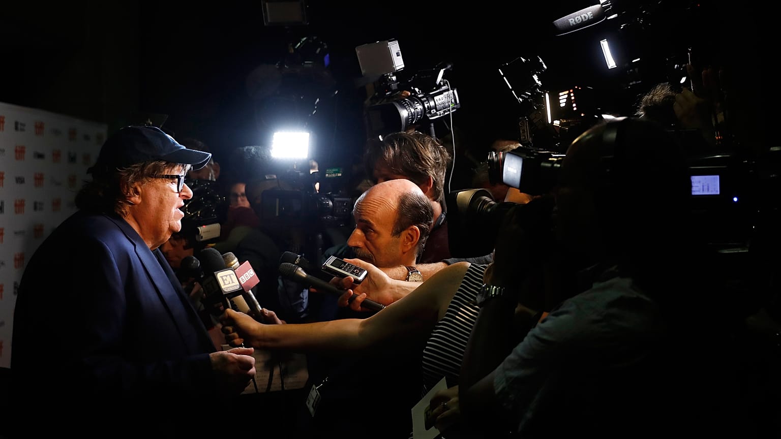Moore visa Trump em "Fahrenheit 11/9"