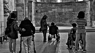 Tedavisi bulunamayan Alzheimer ile ilgili ne biliyoruz?