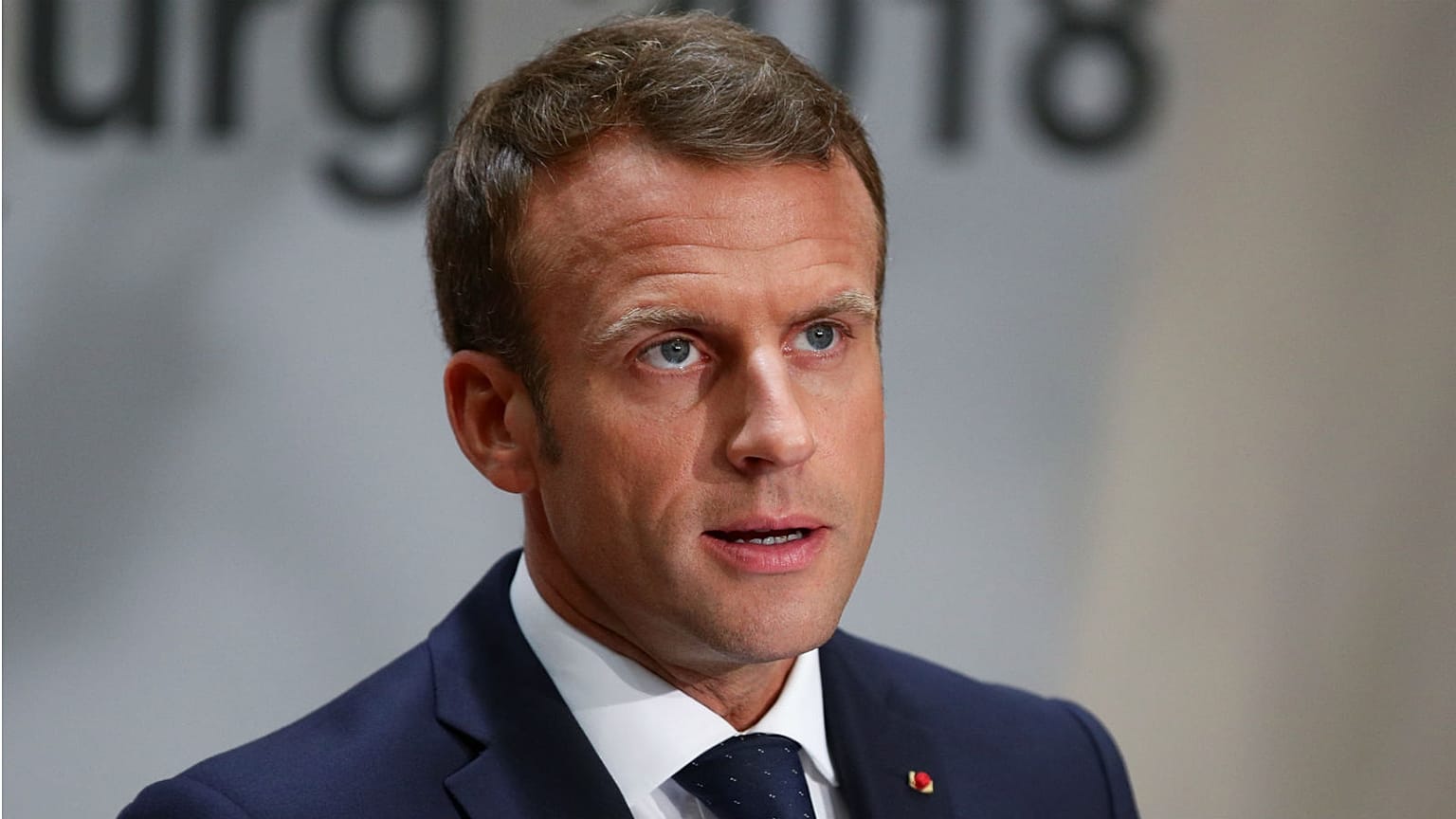 Watch: Macron dubs Brexiters 'liars'