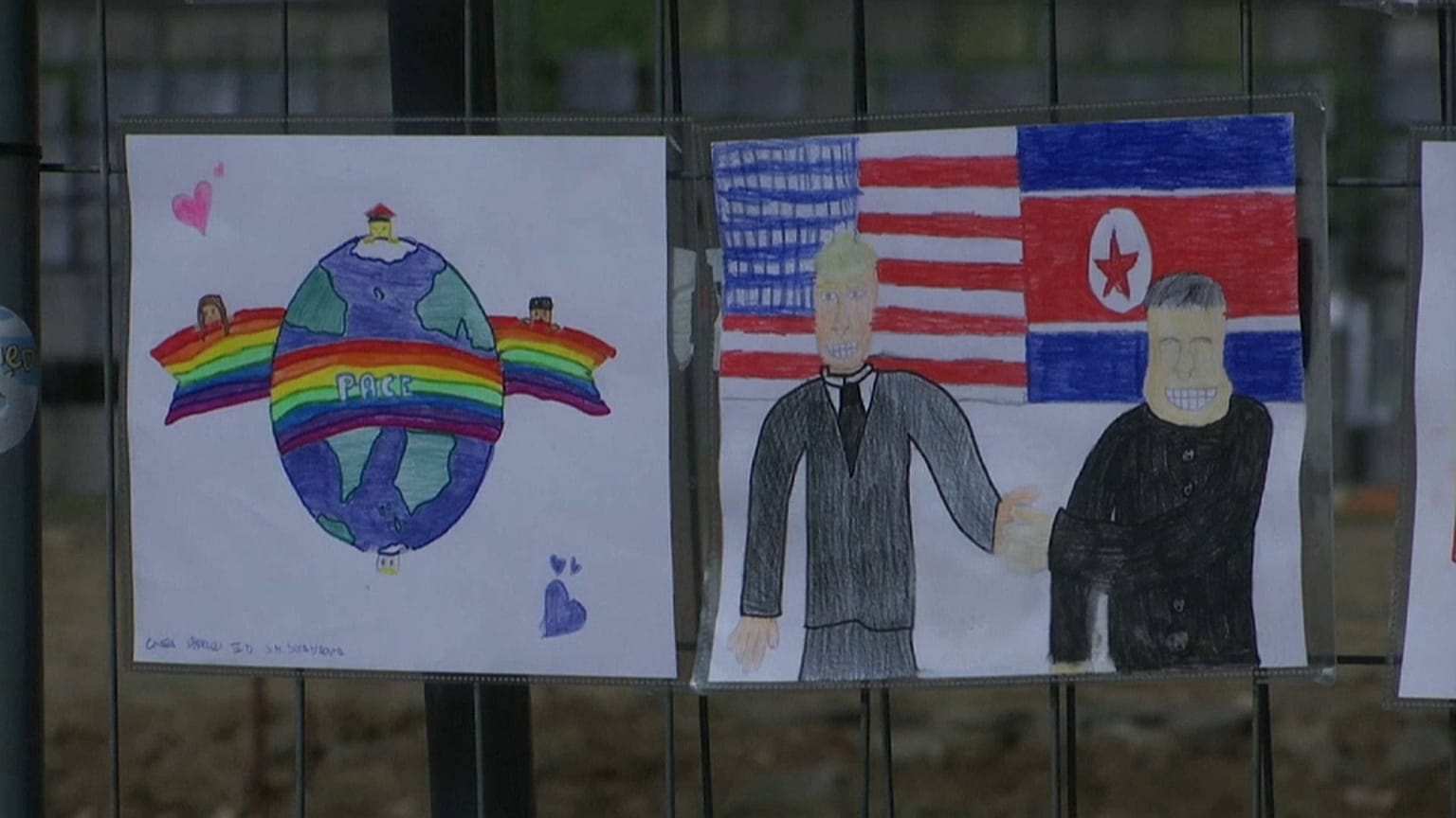 Giornata Mondiale della Pace: il Colosseo si colora coi disegni dei bambini