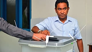 Μαλβίδες: Νίκη - έκπληξη του υποψήφιου της αντιπολίτευσης