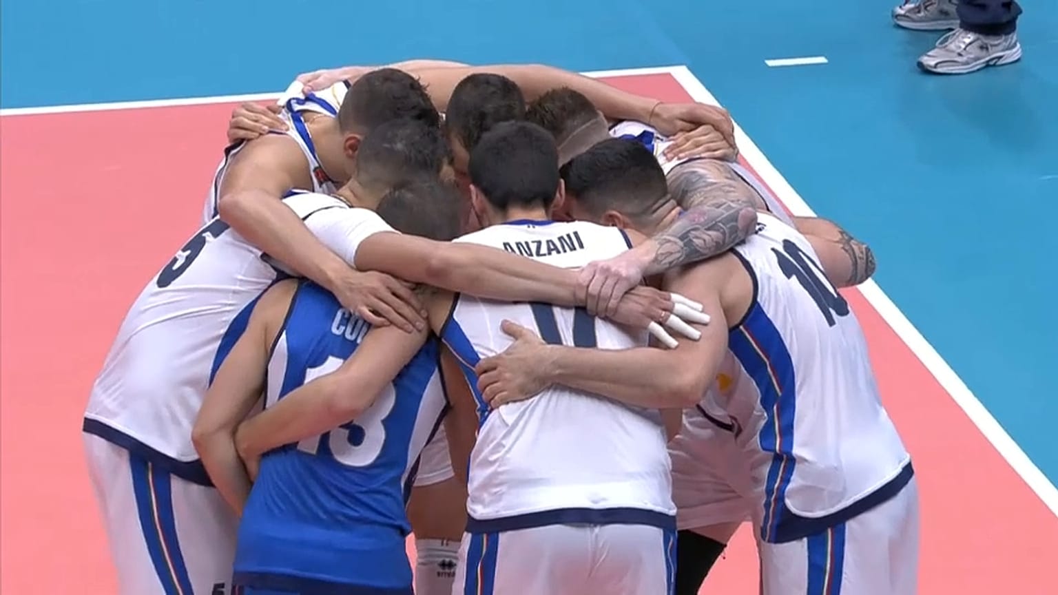 Volley: l'Italia perde, ma avanza
