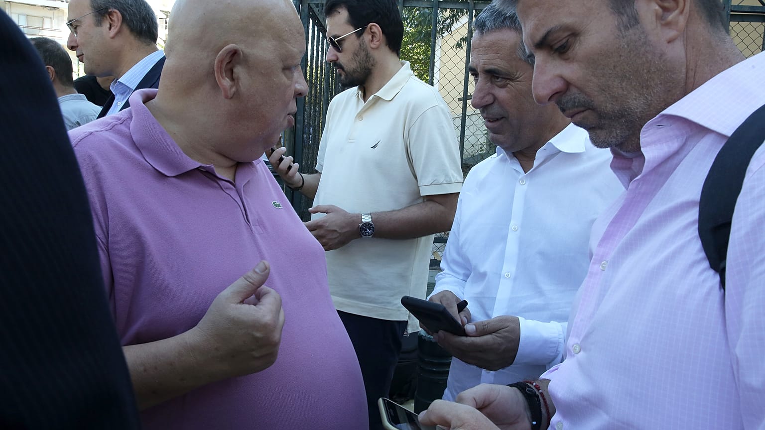 Ελεύθεροι οι δημοσιογράφοι της εφημερίδας "Φιλελεύθερος" 