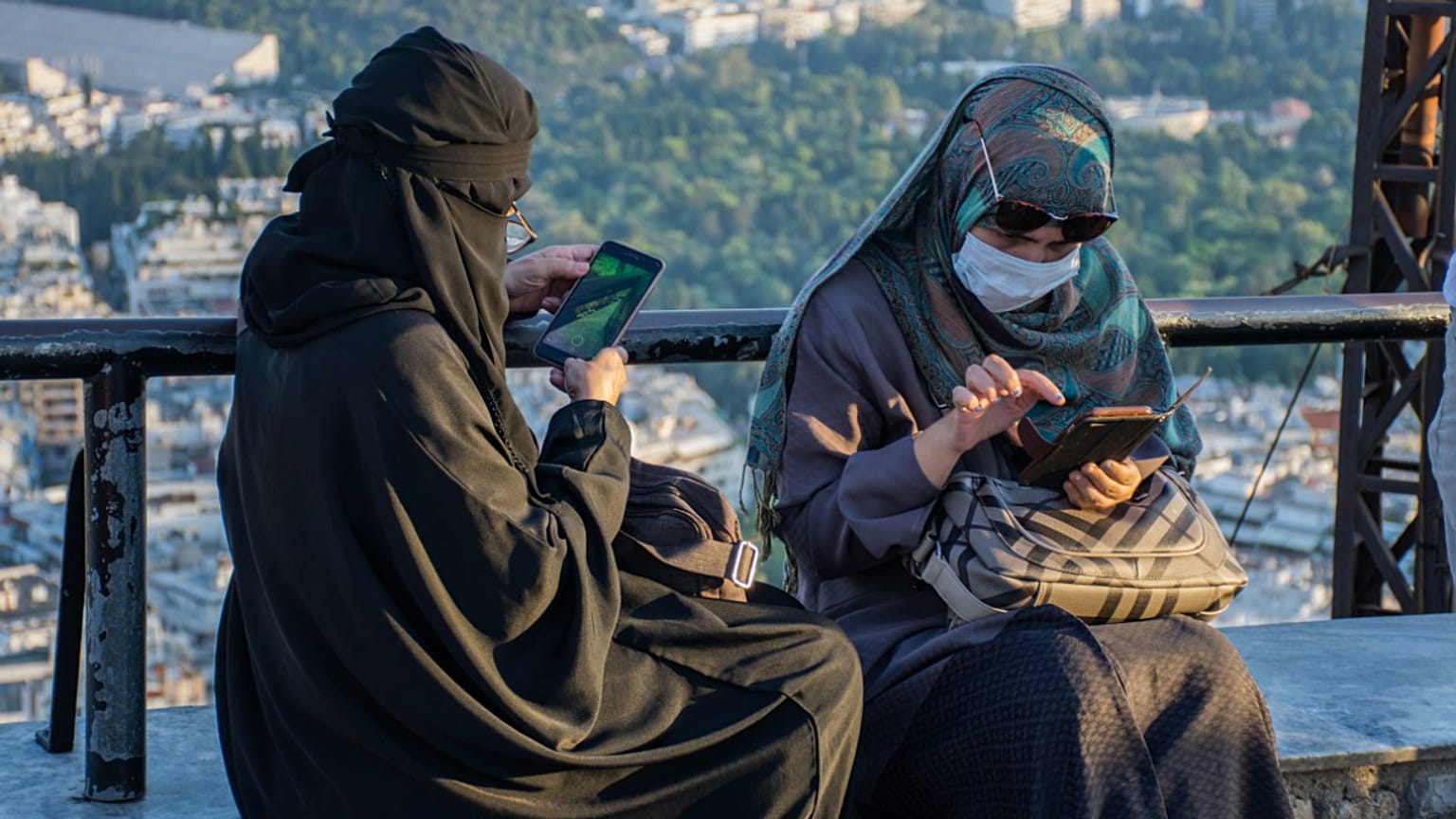 دومین کانتون سوییس رای به ممنوعیت برقع داد