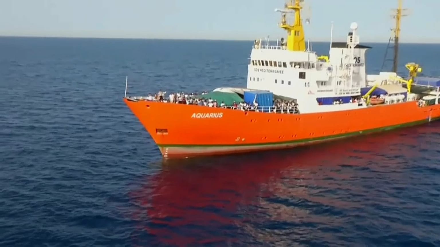 Aquarius, Panama revoca la bandiera