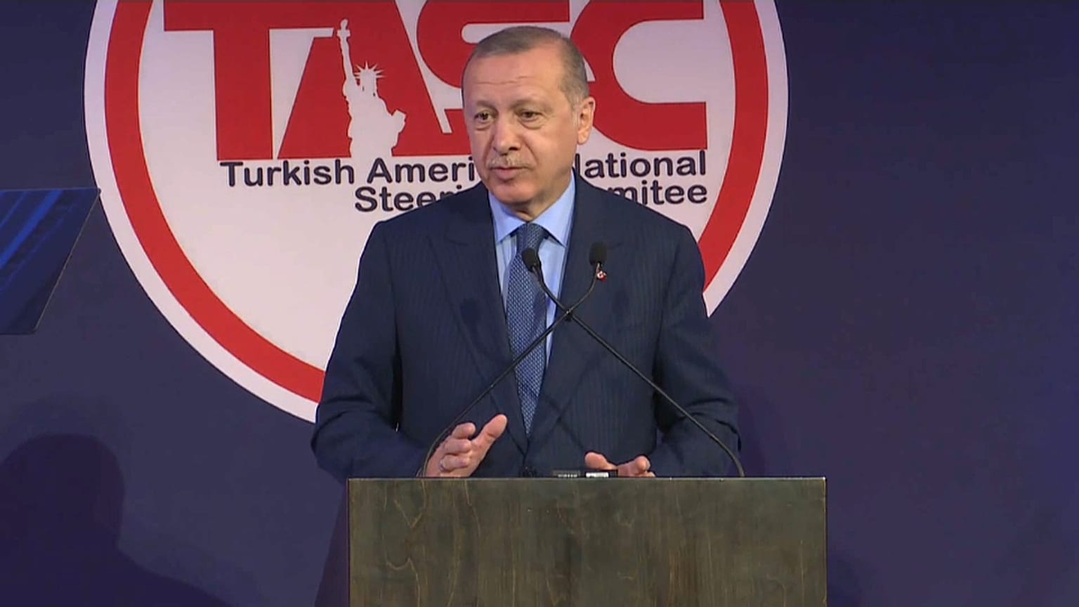 إردوغان يتعهد من نيويورك بفرض مناطق آمنة شرقي الفرات في سوريا