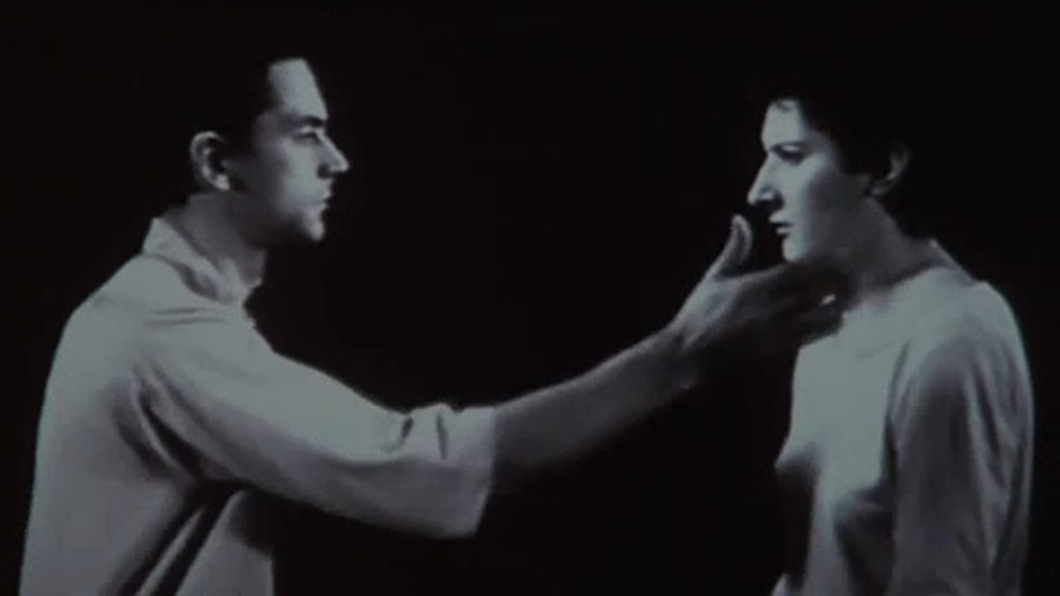 Festménnyel verték fejbe Marina Abramovicot 