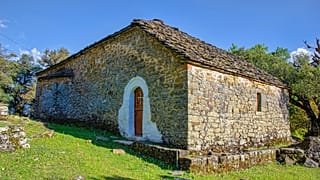 Περιφέρεια Ηπείρου: Στήριξη για τα Μοναστήρια Μεγαλόχαρης και Μεσοπύργου