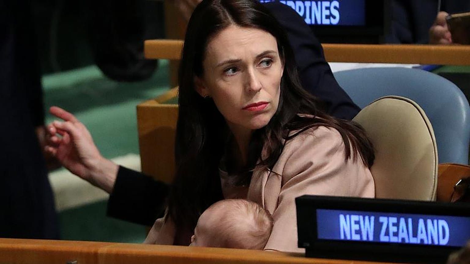 Ardern mit ihrer Tochter Neves bei der UN-Generalversammlung