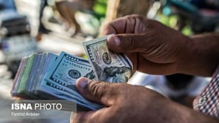  روز پرتلاطم ارز؛ دلار ۱۷ هزار تومانی بعد از سخنان روحانی به ۱۶ هزار تومان بازگشت