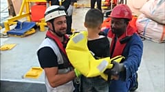 Migranten der Aquarius: über Malta nach Deutschland, Portugal, Spanien und Frankreich