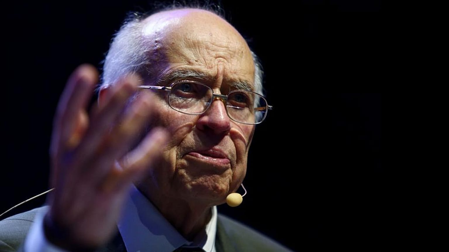 Riemann denklemine bir çözüm sunan Michael Atiyah