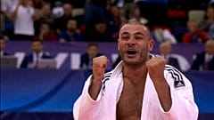 الجورجي توشيشفيلي يحرز معدن الذهب في باكو لأول مرة منذ 2007