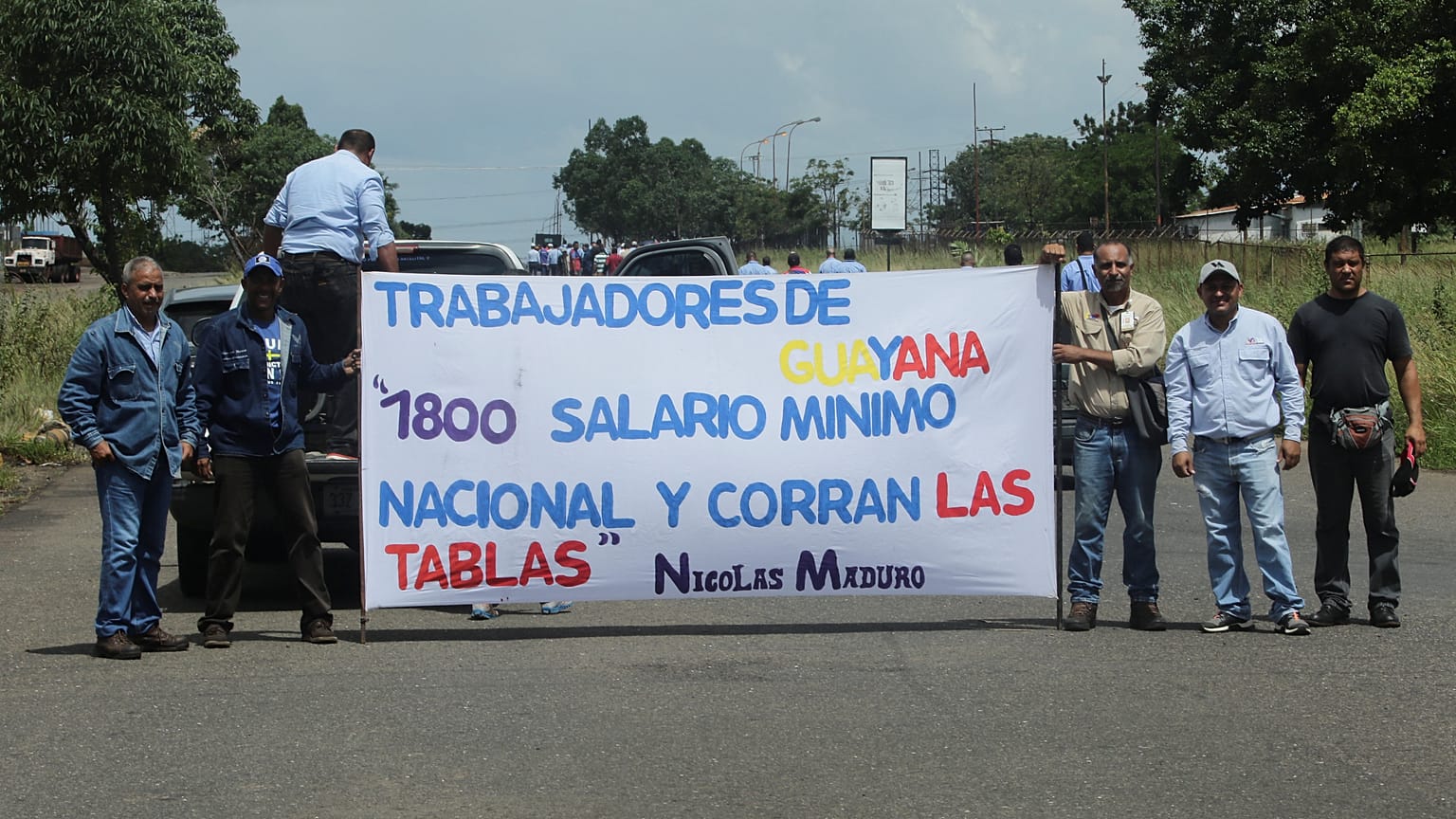 Venezuela'da 60 kat artırılan asgari ücrete beyaz yakalı isyanı