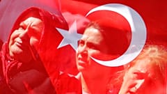  Erdoğan-Merkel: "Io aiuto te, tu aiuti me"