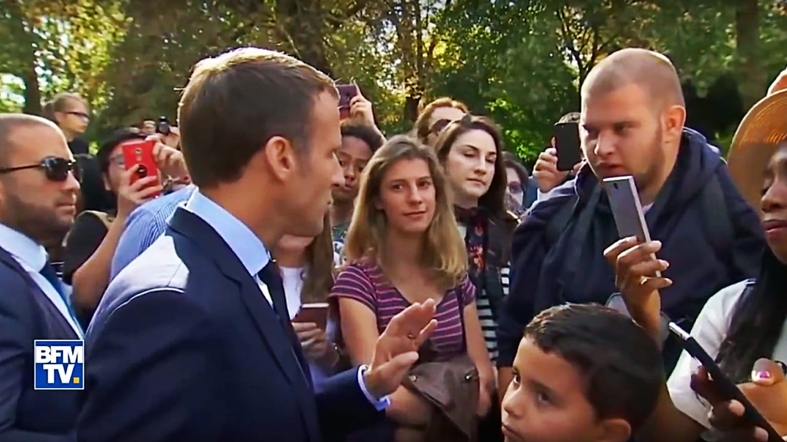 Macron’a iş bulamamaktan yakınan genç 20 teklifi reddettikten sonra işe başladı  
