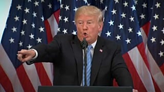 Trump llama "señor kurdo" a un periodista, los kurdos le defienden