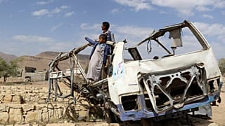 'Husiler keyfi tutuklamalarla Yemenlileri rehin alıp ailelerinden para sızdırıyor'