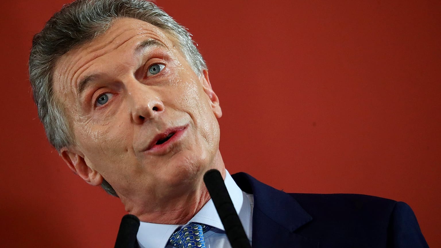 Presidente argentino reconhece e lamenta aumento da taxa de pobreza