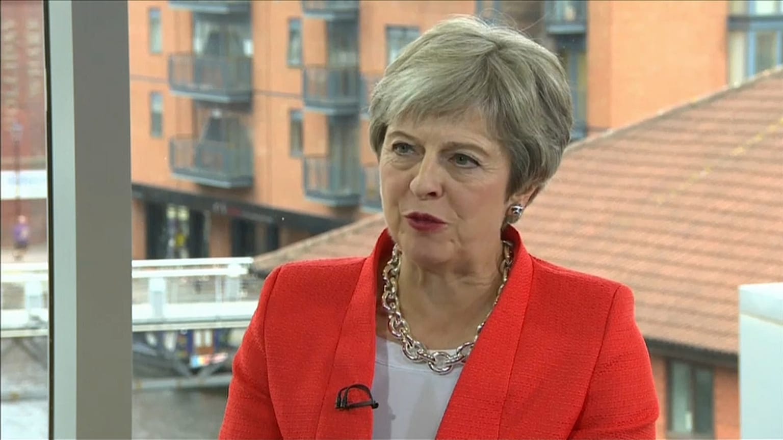 Al via Congresso dei Tories, Theresa May tenta di ricompattare il partito