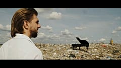 "Рояль на свалке" поможет избавиться от мусора