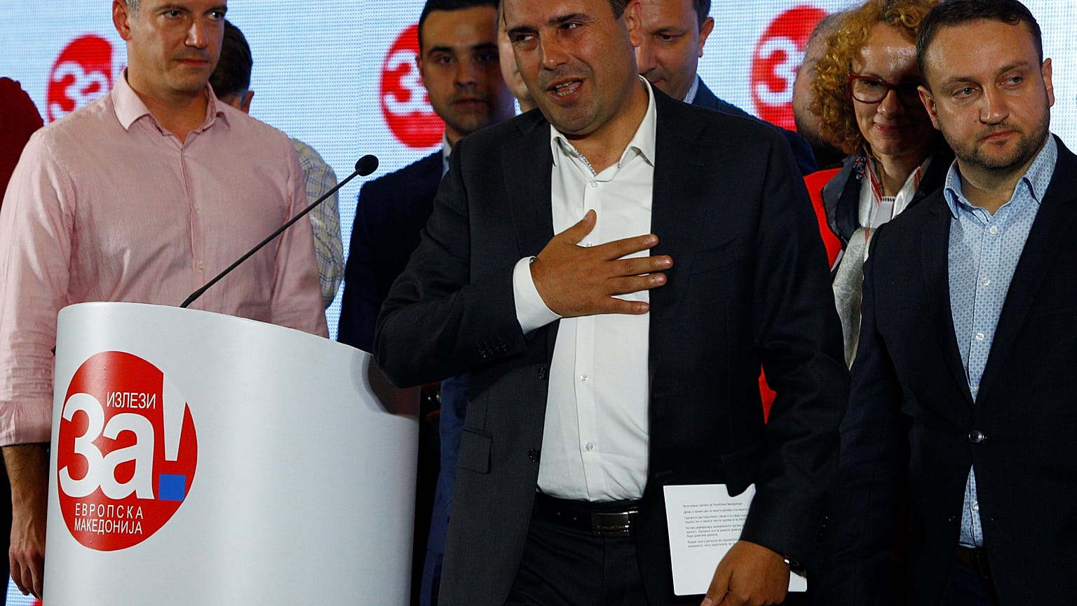 Macédoine : la victoire du "oui" au référendum divise le pays