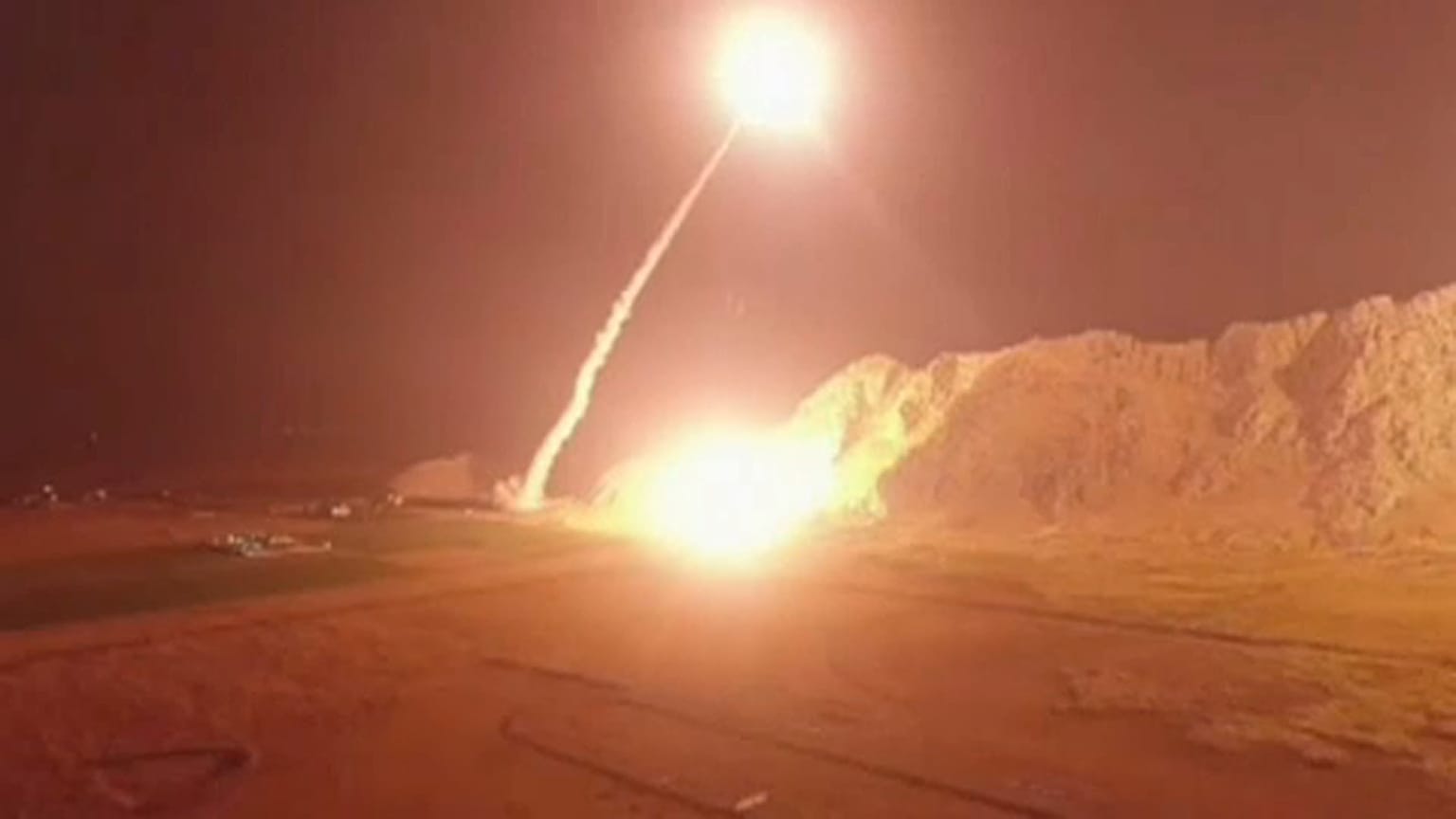 Missili iraniani contro basi dei ribelli in Siria