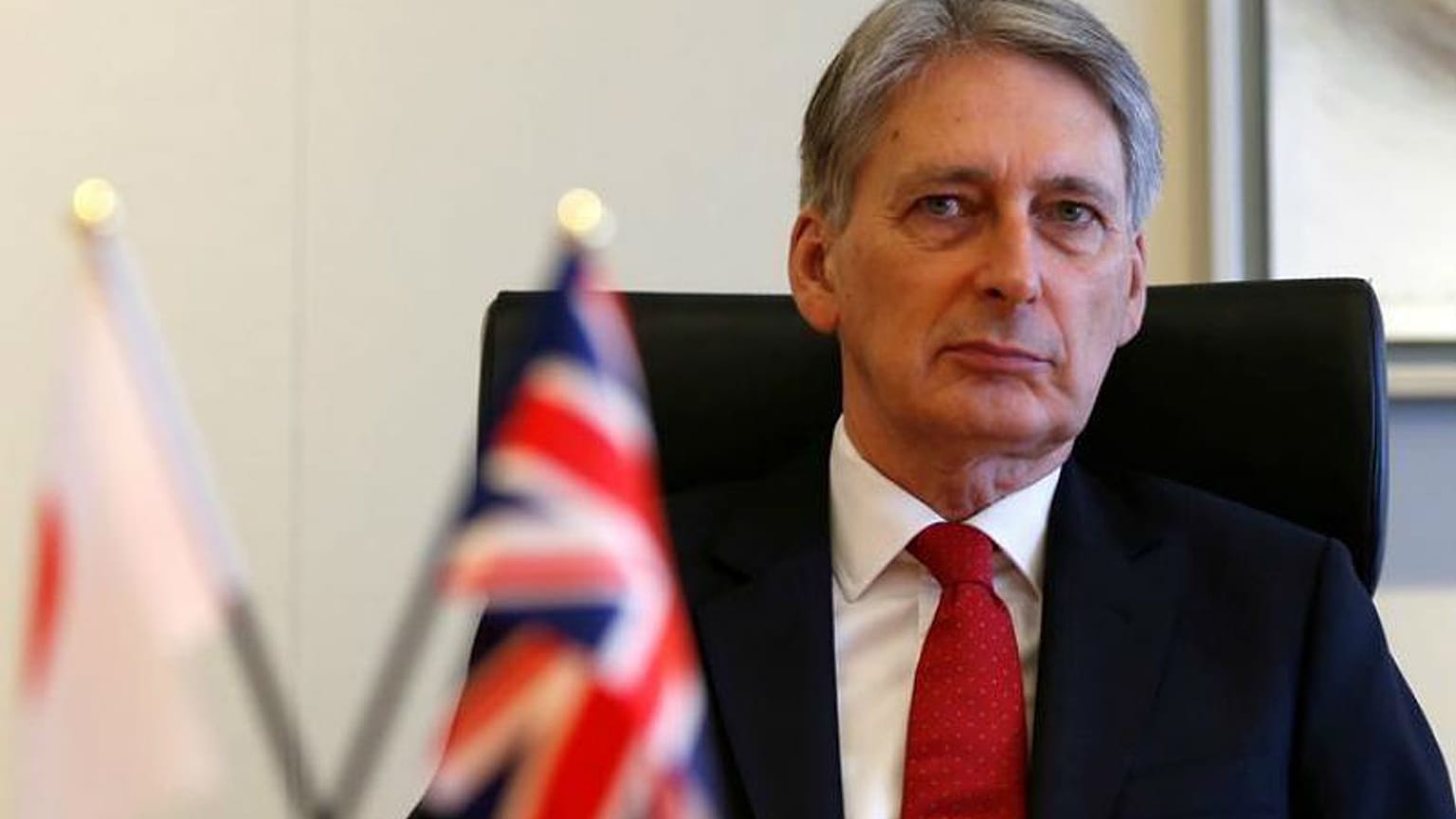 İngiltere Finans Bakanı Hammond: Anlaşmasız Brexit'i kaldırabilecek kapasitedeyiz