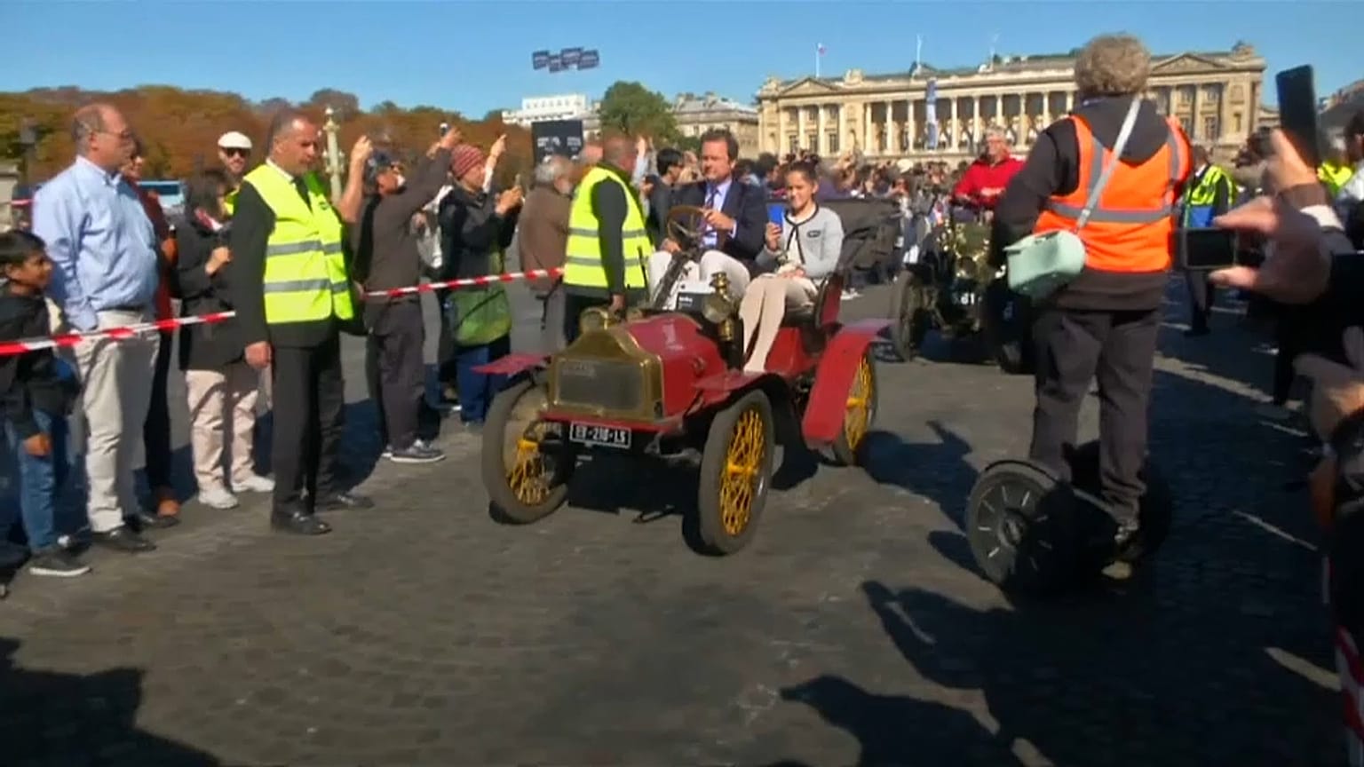 Vintage cars hit the streets of Paris for the city's 120th motor show