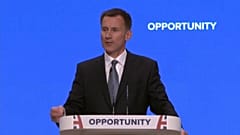 "Breves de Bruxelas: Gafe de Hunt, Itália, Bélgica e Catalunha
