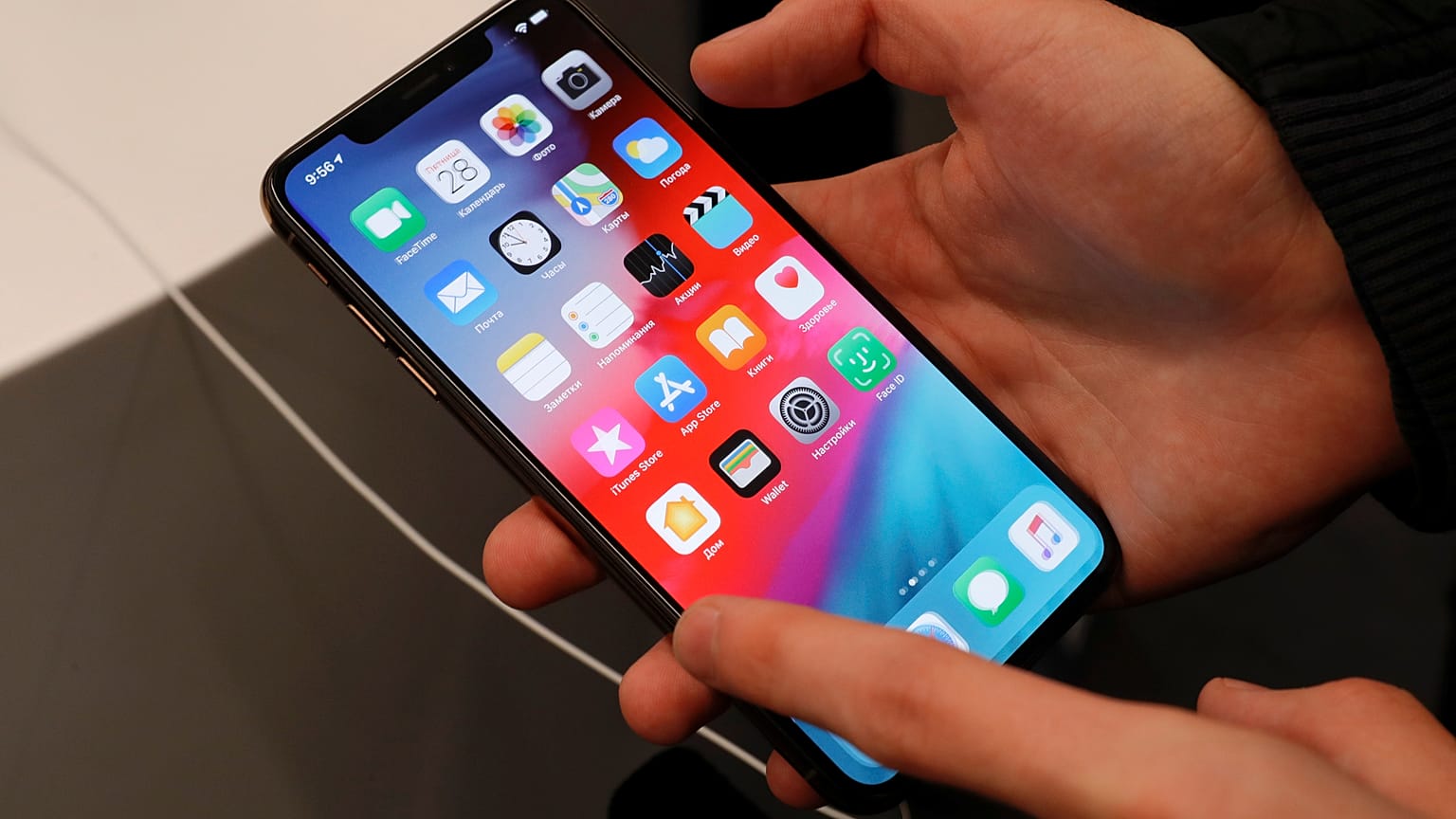 «Αρνούνται» να φορτίσουν τα νέα Iphone