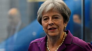 May: nem lesznek előnyben az uniós munkavállalók a brexit után