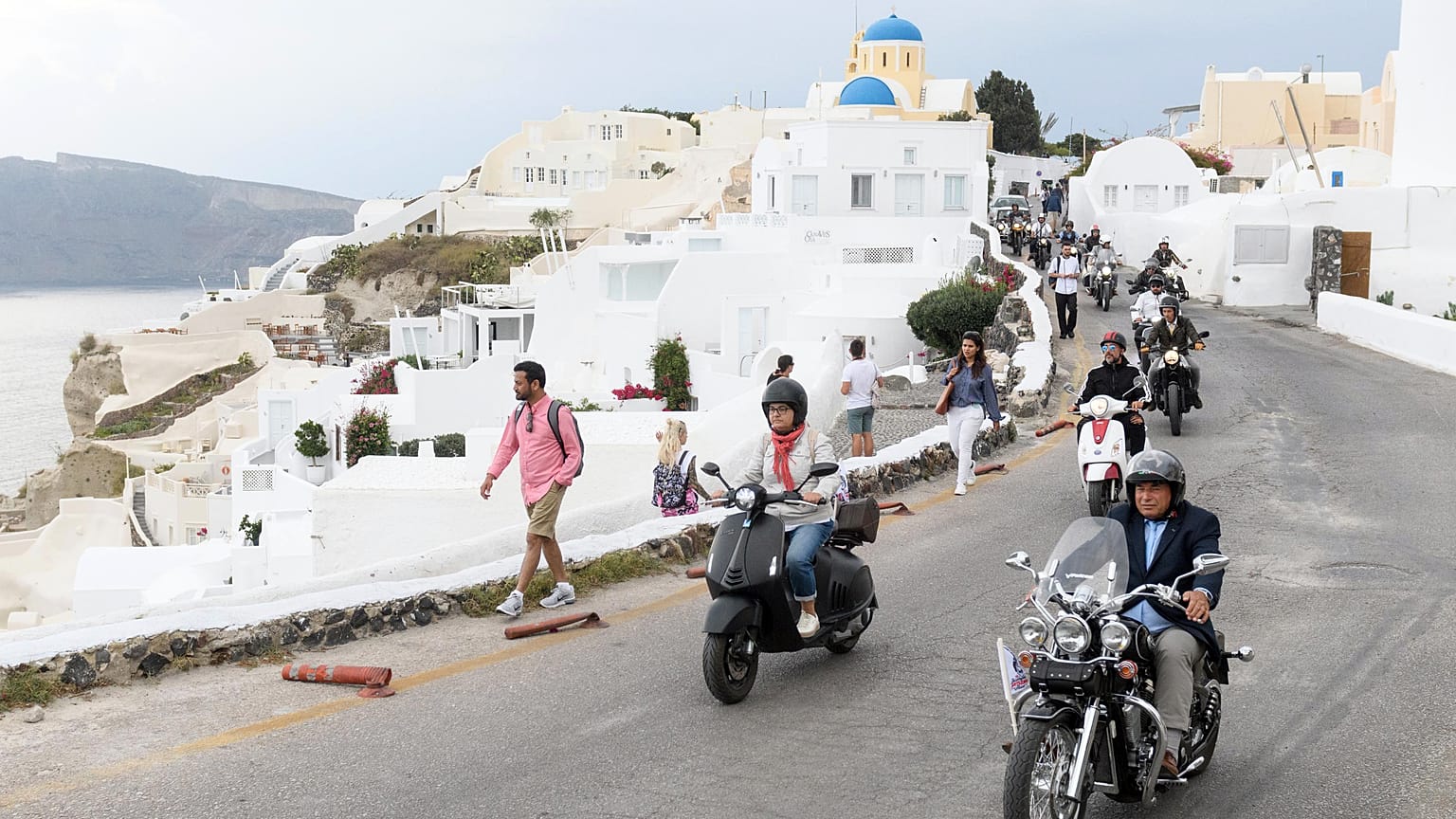 Σαντορίνη: Distinguished Gentleman’s Ride