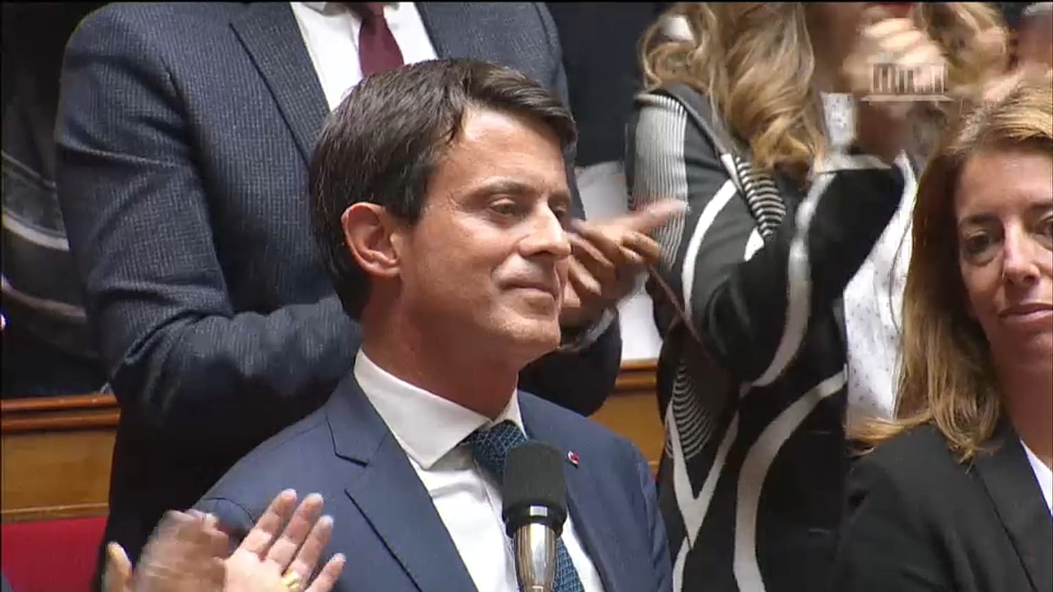 Manuel Valls dice adiós al parlamento francés