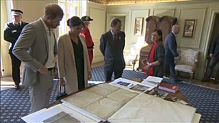 Primeira viagem de Meghan e Harry ao ducado de Sussex.