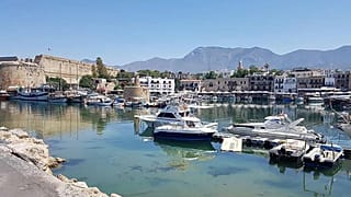 Ανεκτίμητης αξίας εικόνες σαπίζουν στο Κάστρο της Κερύνειας