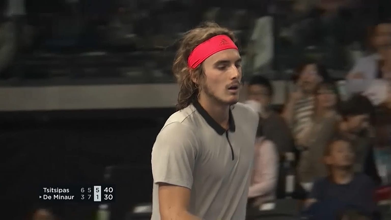 Tsitsipas se clasifica para cuartos en Tokio