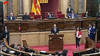 La tensión suspende el pleno