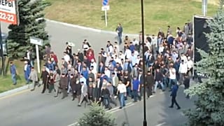 Çeçenistan'la İnguşya arasındaki toprak takası halkı ayaklandırdı