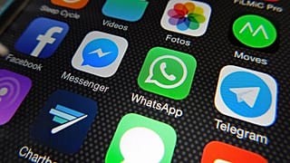 Kocasının telefonunu izinsiz karıştıran kadına 3 ay hapis cezası