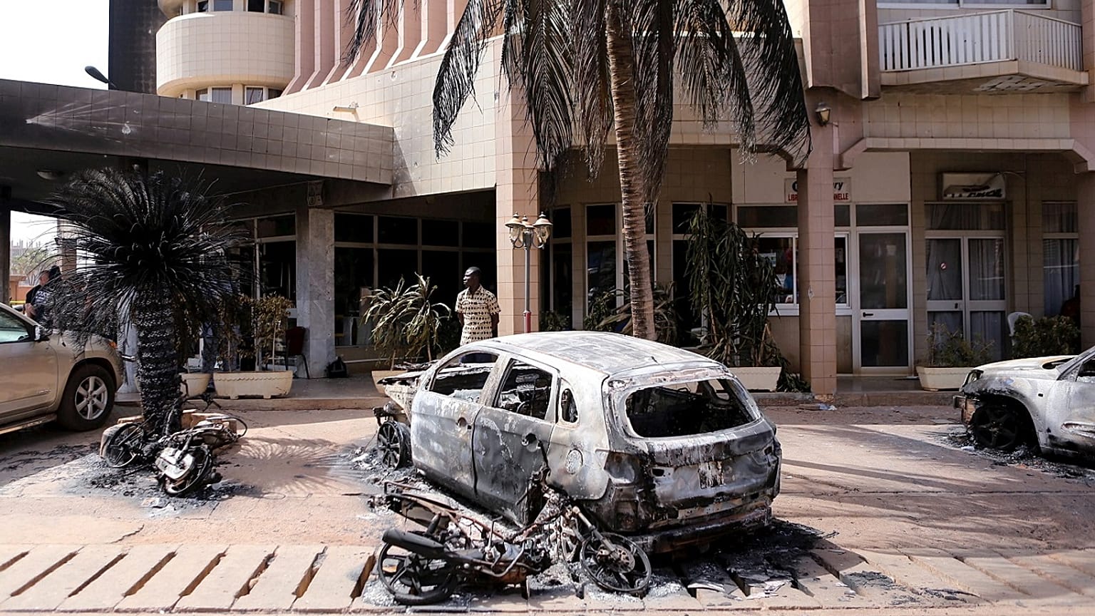  الجيش الفرنسي ينفذ ضربات جوية في بوركينا فاسو بعد هجوم إسلاميين 