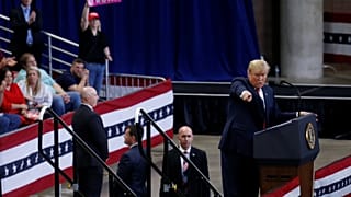 Trump, ABD'nin yeni Terörle Mücadele Ulusal Güvenlik Stratejisini onayladı