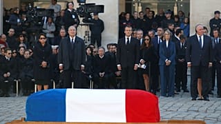 France : hommage national à Charles Aznavour