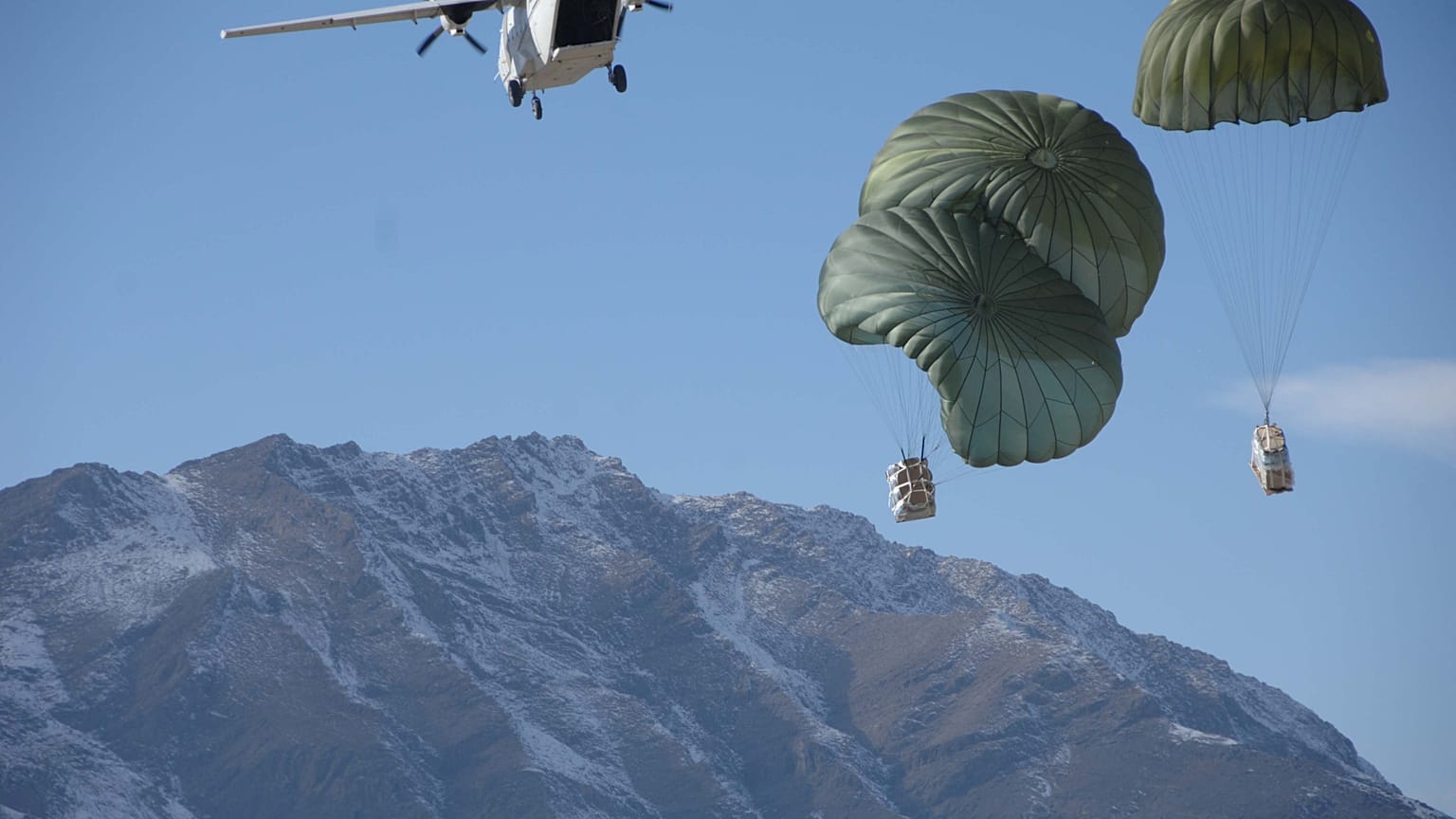 Afganistan Cumhurbaşkanı Gani'den 'savaşın özelleştirilmesi' planına ret