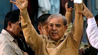 Pakistan'da ana muhalefet partisi lideri gözaltına alındı