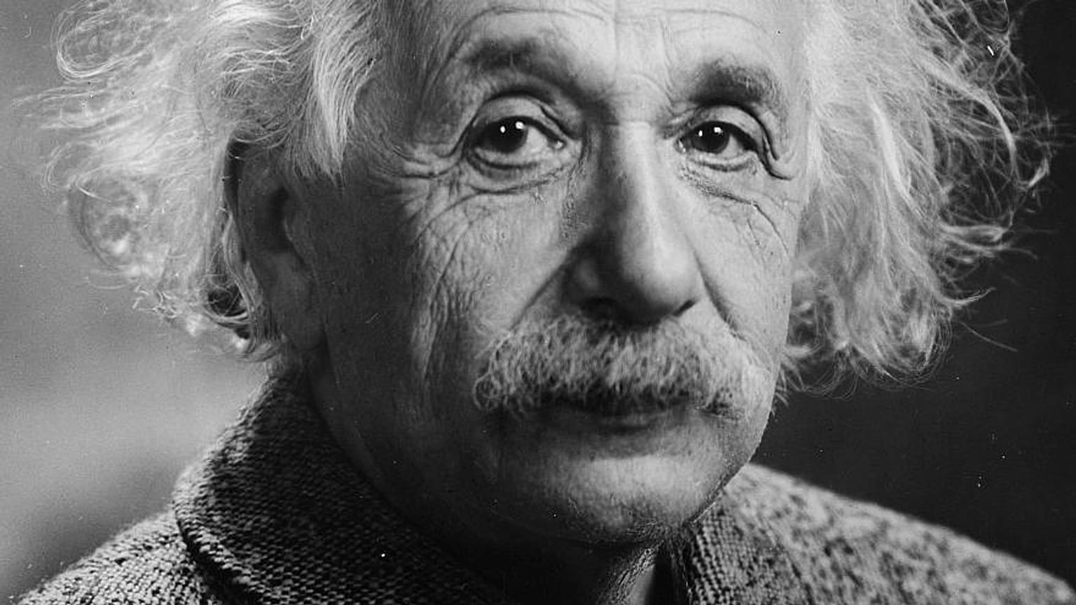رسالة آينشتاين حول الدين قد تباع بأكثر من مليون دولار