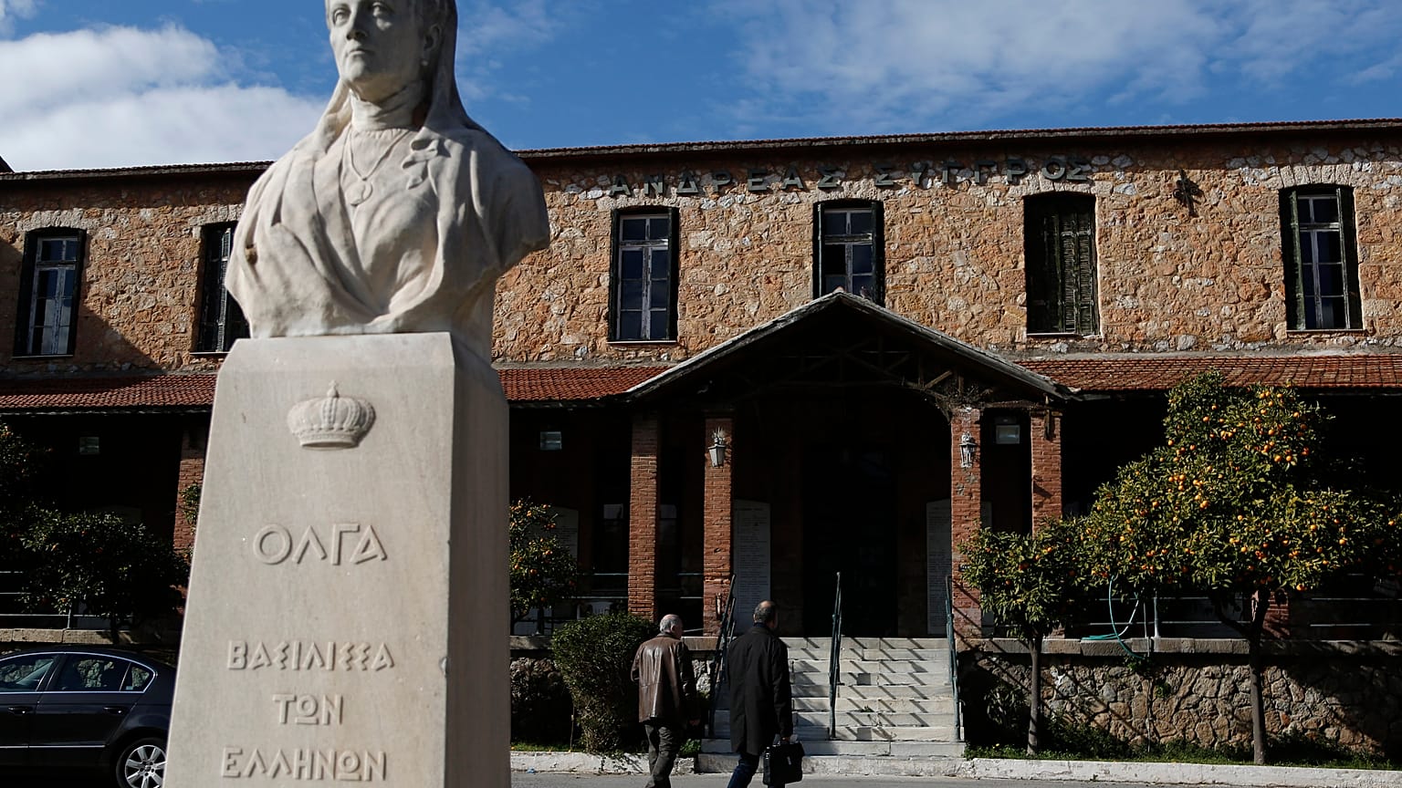 Φωτιά στο γηροκομείο Αθηνών - Έξι άνθρωποι στο νοσοκομείο