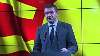 Μιτσικόσκι προς Ζάεφ: «Αποκήρυξε τις Πρέσπες και πάμε σε εκλογές»